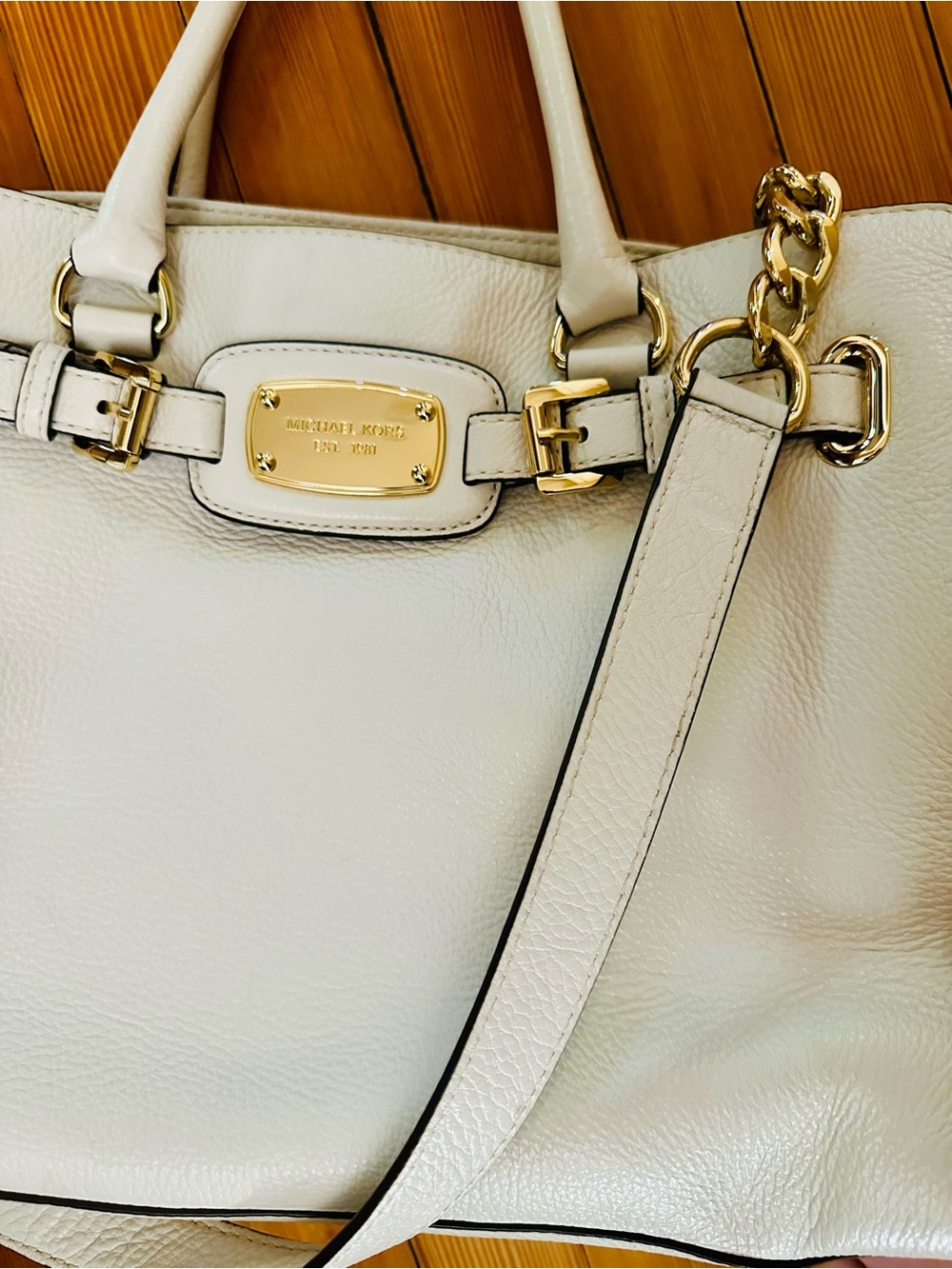 Michael Kors Cream Leather Tote - Shoulder Bag Gold Hardware - Picture 1 of 11